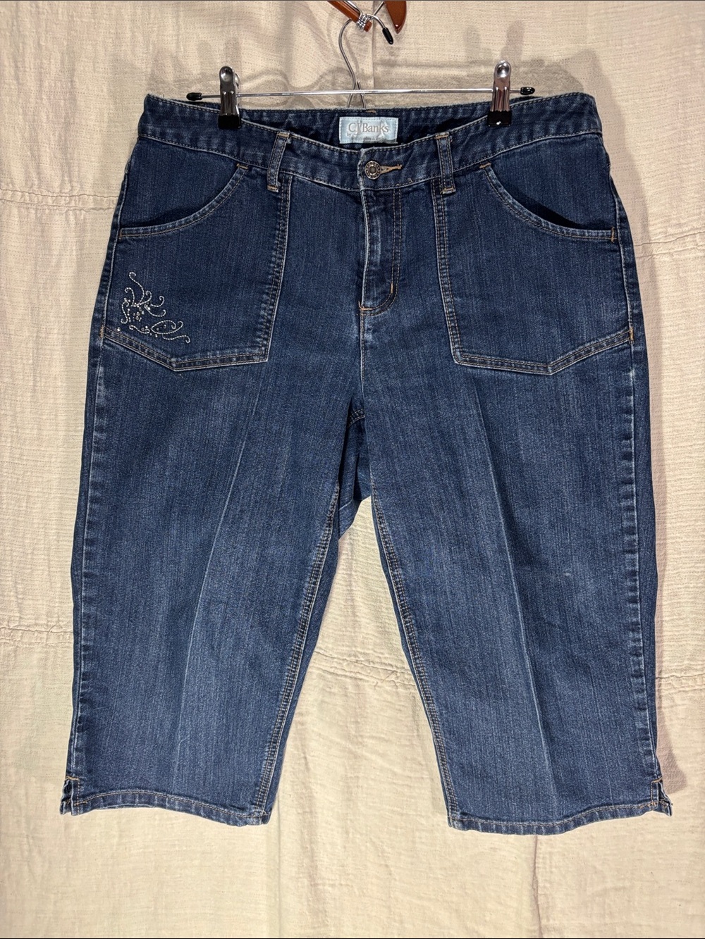 C J Banks Denim Capri Pants Plus Size 14W Blue Jeans Rhinestone Stud Pocket